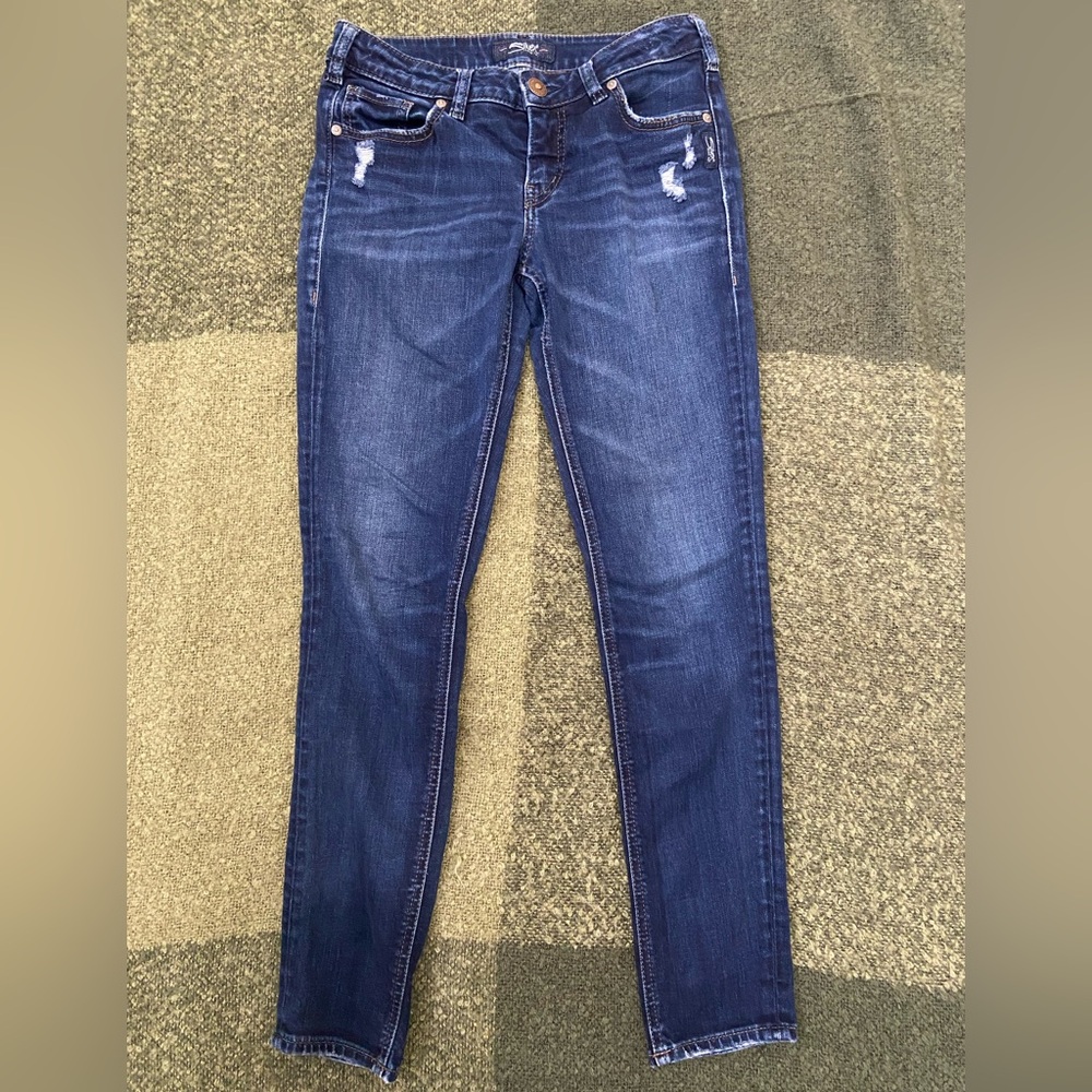 Silver Elyse Skinny Jeans Dark Wash with Distressing SIZE 27W/31L